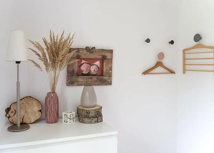 Semesterbostad Czarny Bocian Białogóra