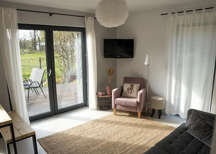 Czarny Bocian * Białogóra