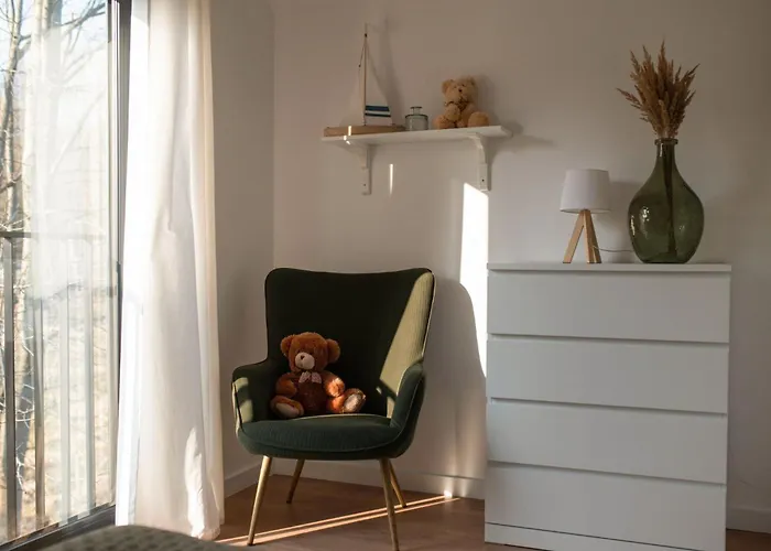 Semesterbostad Czarny Bocian Białogóra